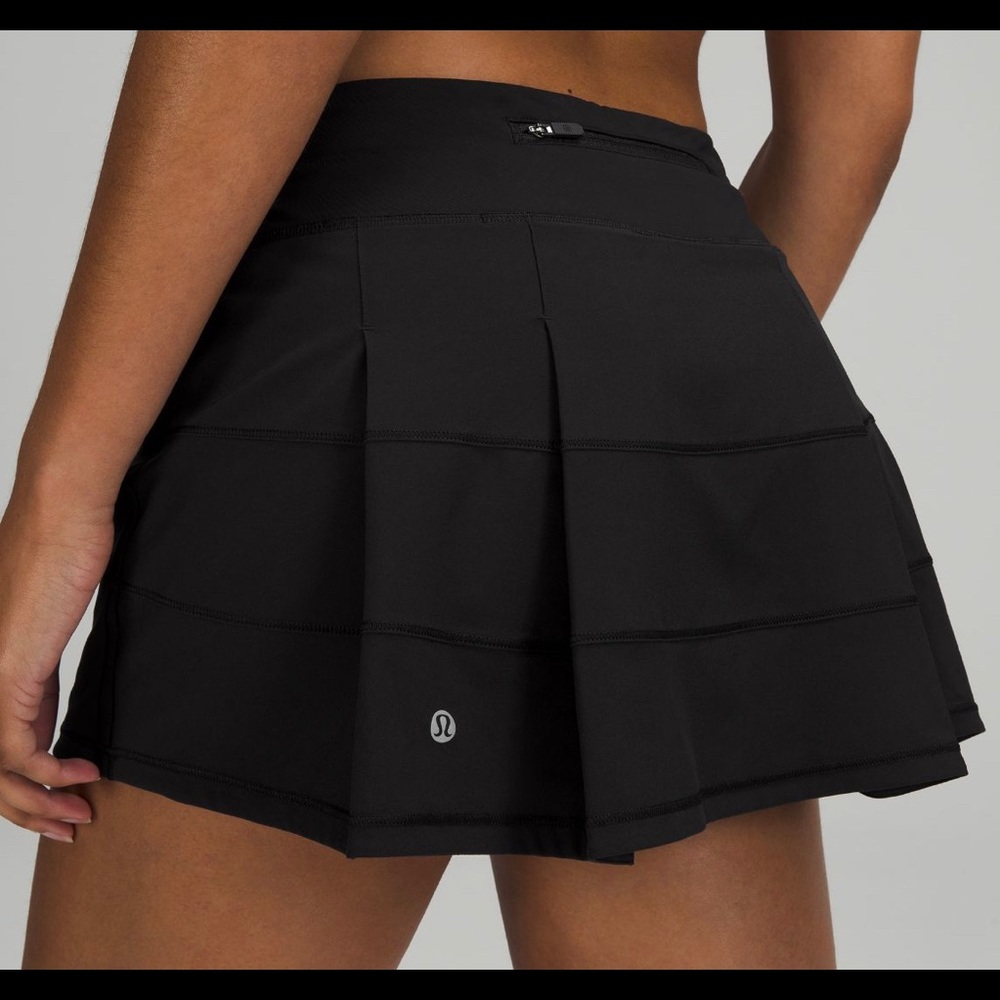 Pace Rival Mid-Rise Skirt